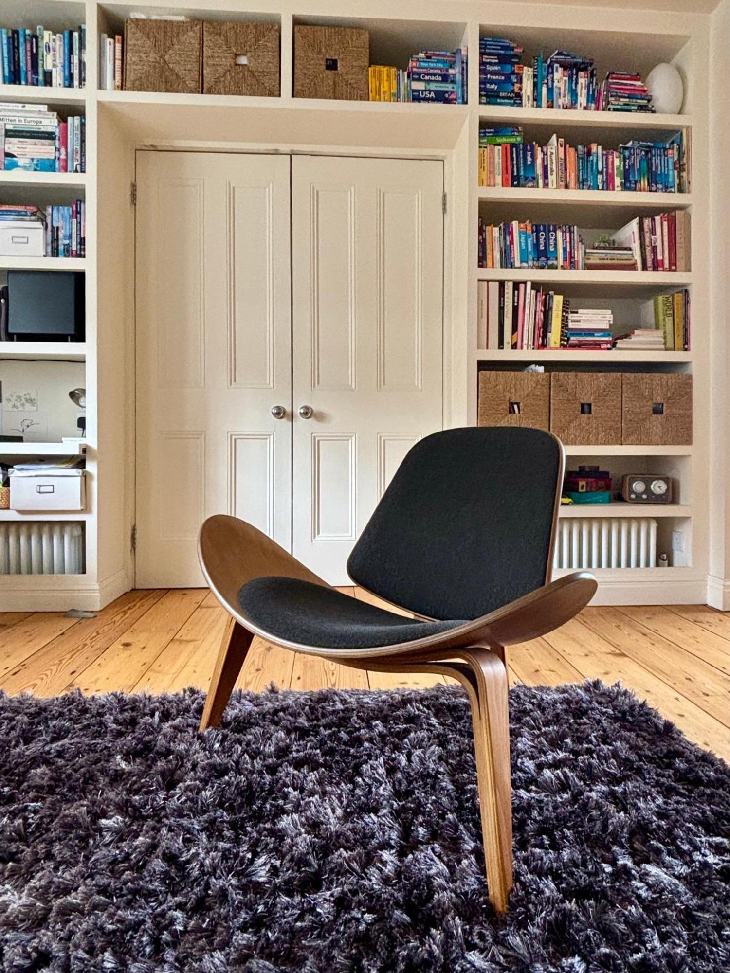 Trendy 1bd Flat On Historic Street Farringdon London